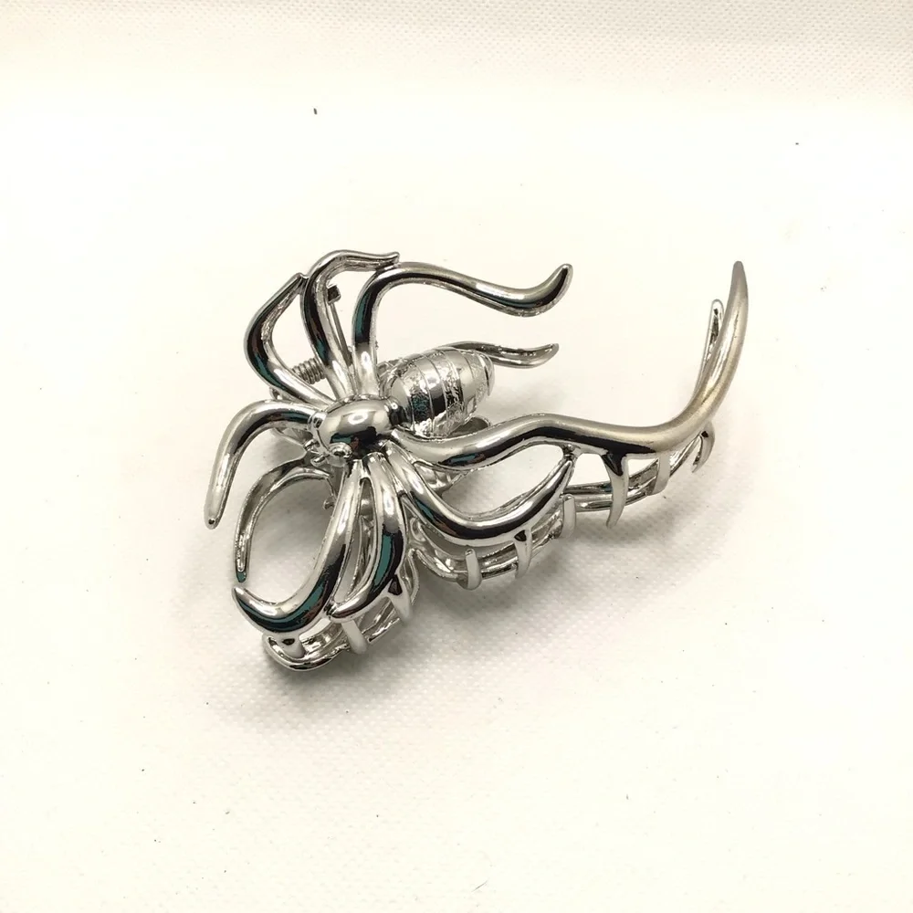 Womens Silver Tone Scary Halloween Spider Hair Claw Clip